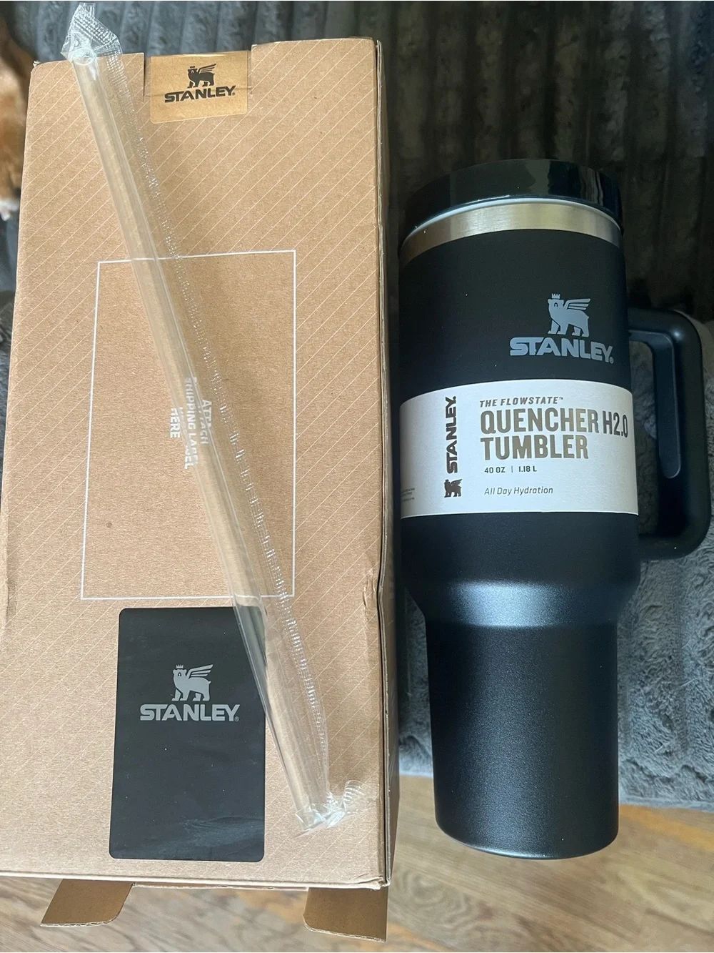 Stanley The Quencher H2.0 FLOWSTATE Tumbler Black 40 oz w/ reusable straw